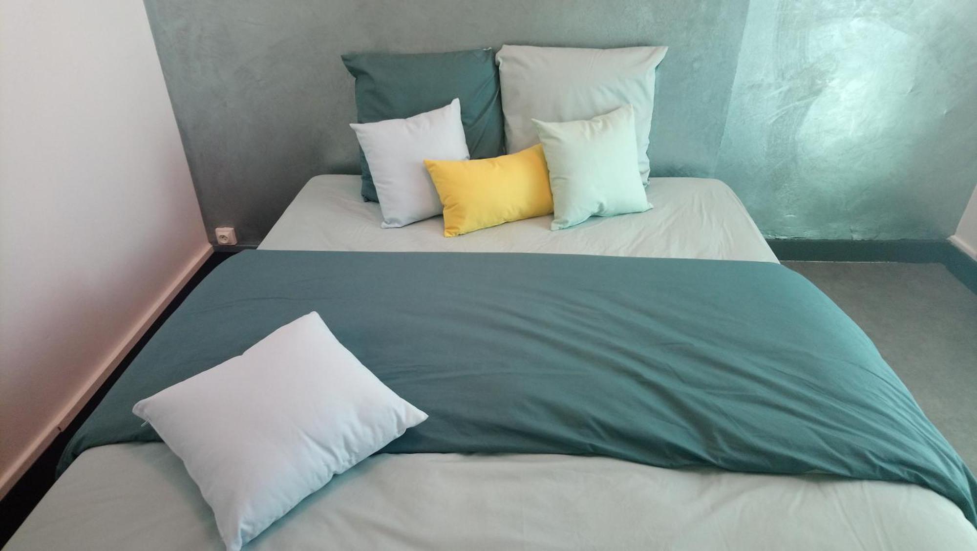 Agreable Appartement Proche Gare Libourne Ngoại thất bức ảnh